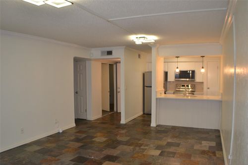 255-4859 Cedar Springs Rd, Dallas, TX, 75219-1291 | Card Image