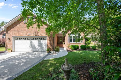 112 Southern Hills Dr, New Bern, NC, 28562-2947 | Card Image