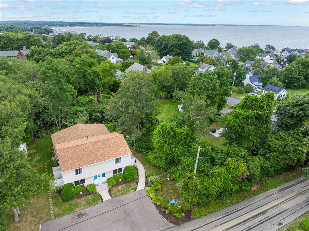 Westmoreland St, Narragansett, RI 02882