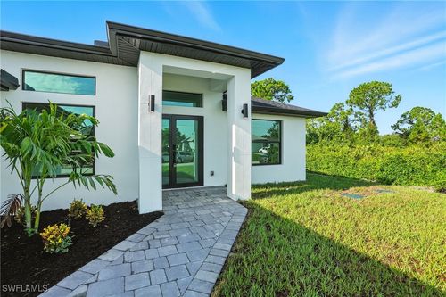 2607 38th St Sw, Lehigh Acres, FL, 33976 | Card Image