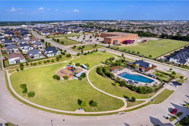 Neighborhood elementary school, park and pool within walking distance. | Image 38