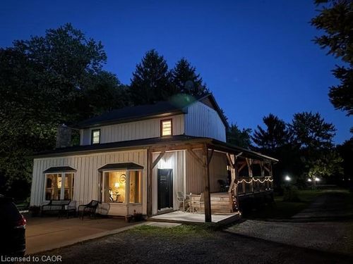 {{alt}} | Card Image