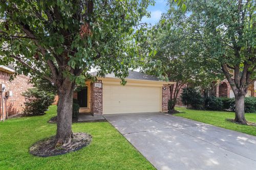 2709 Lynx Ln, Fort Worth, TX, 76244-4780 | Card Image