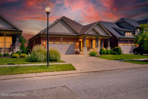 7503 Pavilion Park Rd, Louisville, KY, 40214-2001 | Card Image