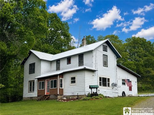 3640 Gerry Levant Rd, Falconer, NY, 14733-9641 | Card Image