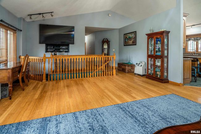 10378 Rock Creek Rd, House other with 5 bedrooms, 5 bathrooms and null parking in Pittsburg IL | Image 7