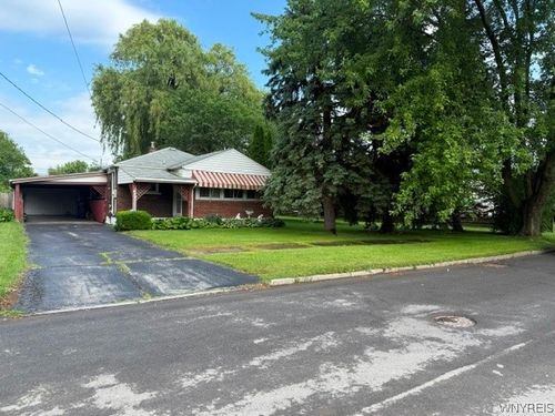 673 59th St, Niagara Falls, NY, 14304-2149 | Card Image