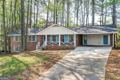 3553 Sandy Woods Ln, Stone Mountain, GA, 30083-4048 | Card Image
