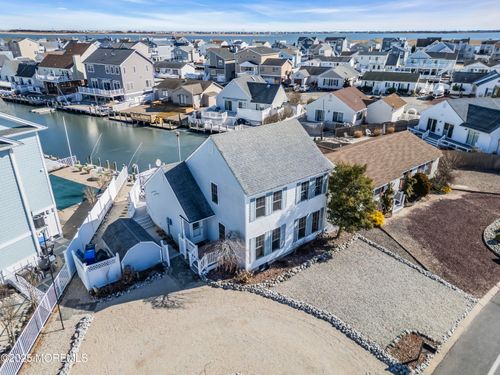 1730 Mill Creek Rd, MANAHAWKIN, NJ, 08050-4336 | Card Image