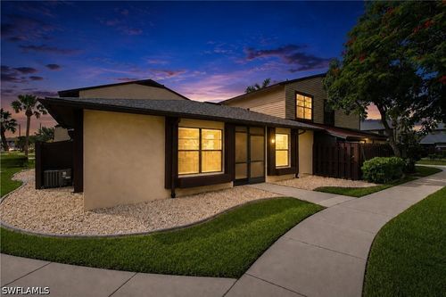 17-646 Se 12th Ct, CAPE CORAL, FL, 33990-3951 | Card Image