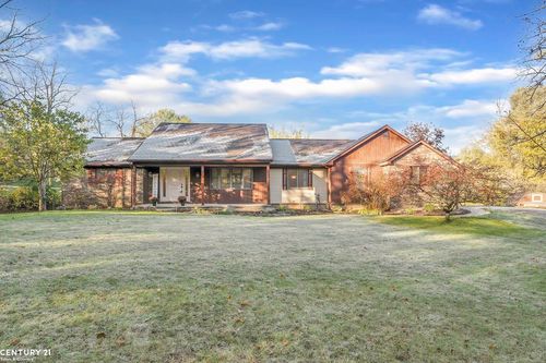 785 Townsend Rd, Addison Twp, MI, 48367-4322 | Card Image