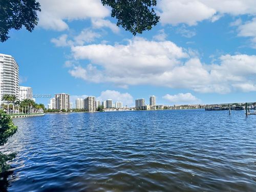 407-2750 Ne 183rd St, Aventura, FL, 33160-2117 | Card Image