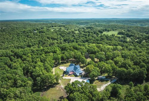 21002 Private Drive 8498, Newburg, MO, 65550-8206 | Card Image