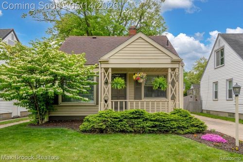 208 Girard Ave, Royal Oak, MI, 48073-3463 | Card Image
