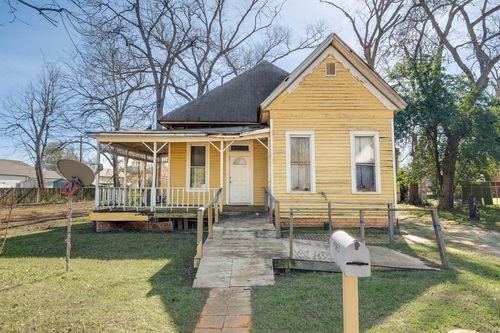 816 W Louisiana St, Palestine, TX, 75801-8246 | Card Image