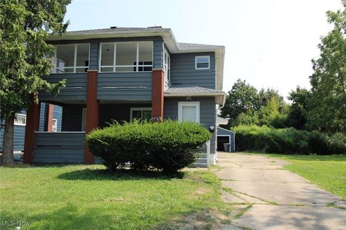 141 Wesley Ave, Youngstown, OH, 44509-2015 | Card Image