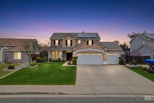 10017 Roehampton Ave, Bakersfield, CA, 93312-5349 | Card Image