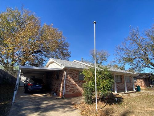 1901 Grisso Drive, Seminole, OK, 74868 | Card Image