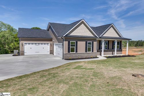 102 Powell Ct, Easley, SC, 29640-6877 | Card Image
