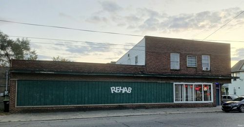 1201 Erie Ave, Logansport, IN, 46947-4428 | Card Image