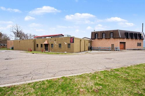 100 Lagrange St, Dowagiac, MI, 49047-1435 | Card Image