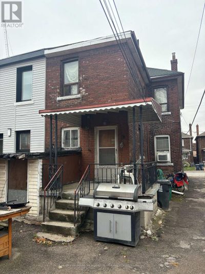 415 Symington Ave, Home with 4 bedrooms, 3 bathrooms and 4 parking in Toronto ON | Image 2