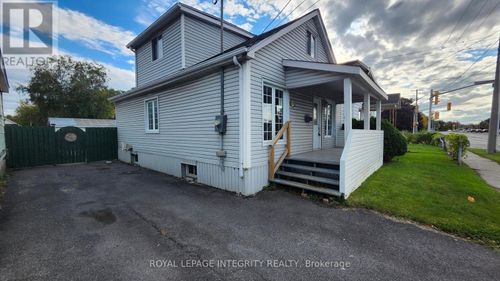 360 9th St W, Cornwall, ON, K6J3A7 | Card Image