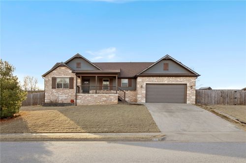 1105 Nemett Cir, Pea Ridge, AR, 72751-3334 | Card Image