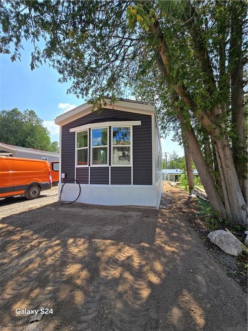 25-1085 Concession 10 Rd, Puslinch, ON, N0B2J0 | Card Image