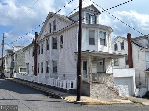217 N 2nd St, MINERSVILLE, PA, 17954-1314 | Card Image