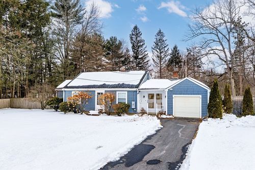 14 Loring Ln, Westfield, MA, 01085-2533 | Card Image