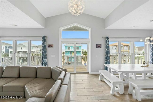 447 E Fourth St, House other with 6 bedrooms, 7 bathrooms and null parking in Ocean Isle Beach NC | Image 15