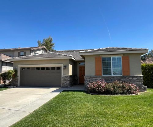 11669 Minckler Cir, Yucaipa, CA, 92399-6851 | Card Image