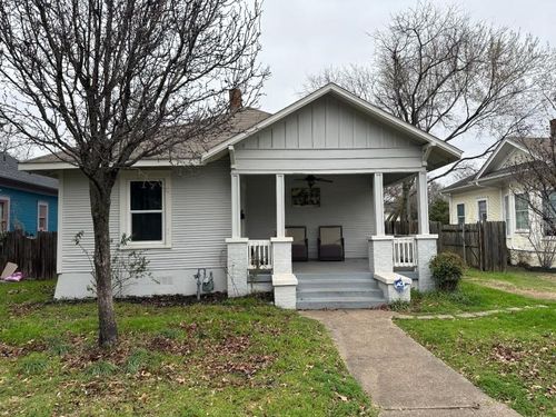 526 S Clinton Ave, Dallas, TX, 75208-5917 | Card Image