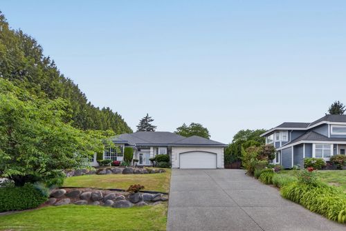 15186 73b Ave, Surrey, BC, V3S8B7 | Card Image