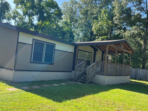 20215 Lazy Creek Dr, New Caney, TX, 77357 | Card Image