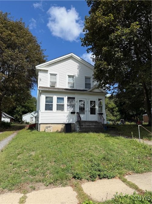 77 Orchard St, Auburn, NY, 13021-3245 | Card Image
