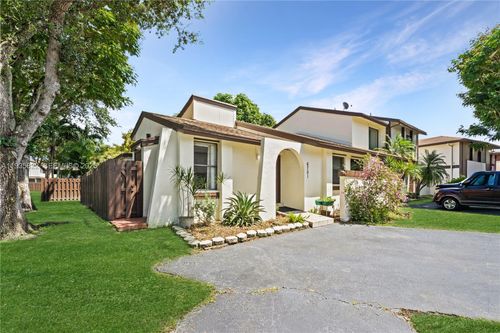 6701 Sw 129th Ct, Miami, FL, 33183-1303 | Card Image