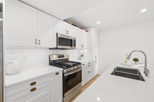 103-1225 Merklin St, White Rock, BC, V4B4B8 | Card Image