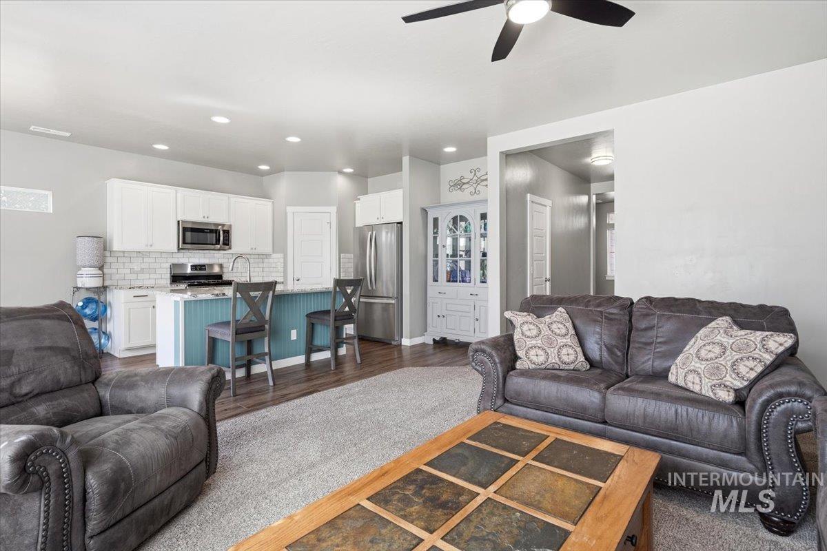 Residential in Eagle 2