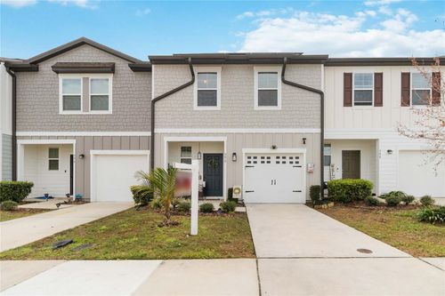 592 Madison Dr, DAVENPORT, FL, 33837-8828 | Card Image
