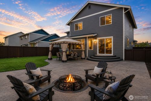 19219 205th St E, Orting, WA, 98360-9355 | Card Image
