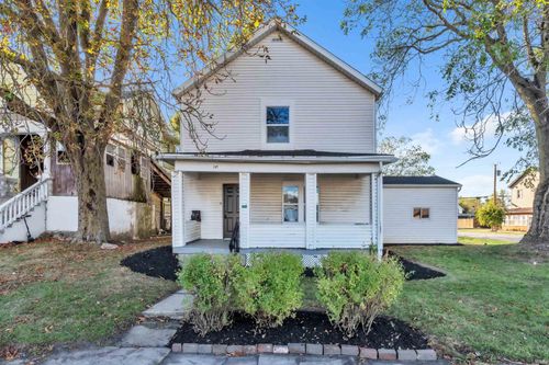 104 S Cowen St, Garrett, IN, 46738-1404 | Card Image