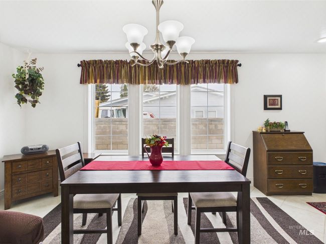 11 N 3 Rd West St, Townhouse with 2 bedrooms, 2 bathrooms and 2 parking in Paul ID | Image 14