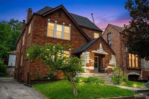 7104 Tulane Ave, University City, MO, 63130-2342 | Card Image