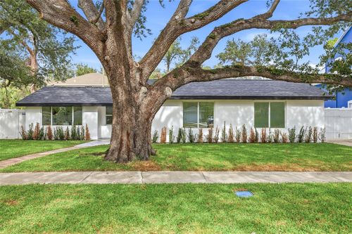 2815 W Bay Haven Dr, TAMPA, FL, 33611-5503 | Card Image