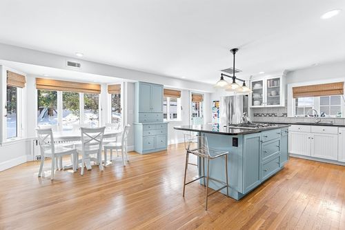 23 Jefferson Rd, Winchester, MA, 01890-3116 | Card Image