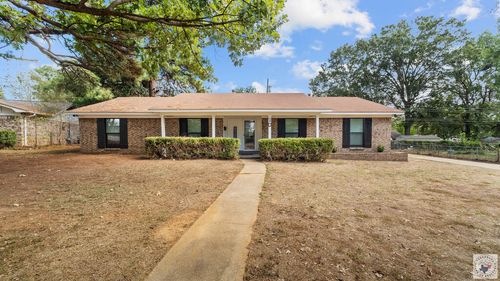 10 Holiday Ln, Texarkana, TX, 75503-2605 | Card Image