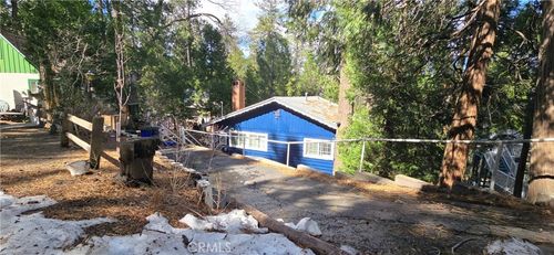 24032 Alpine Dr, Crestline, CA, 92325-9634 | Card Image