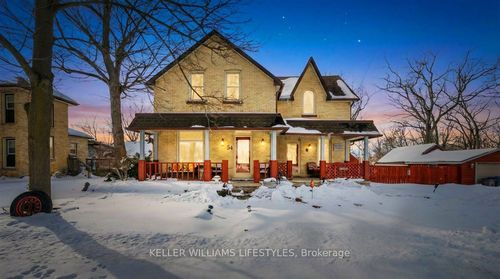 54 Main St S, Forest, ON, N0N1J0 | Card Image